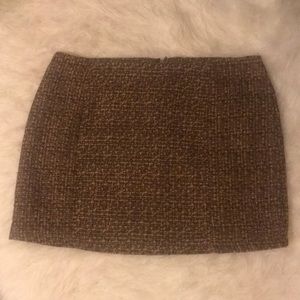 Tweed mini skirt